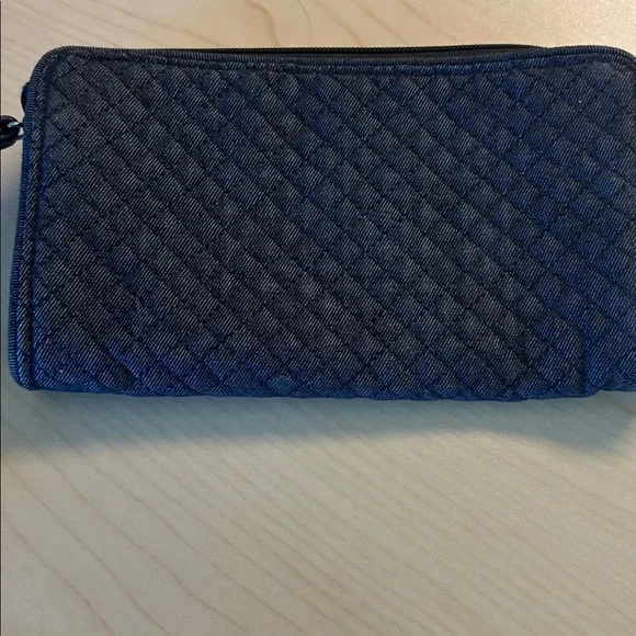 Vera Bradley Quilted Wristlet in Navy Blue/grey - Picture 2 of 4